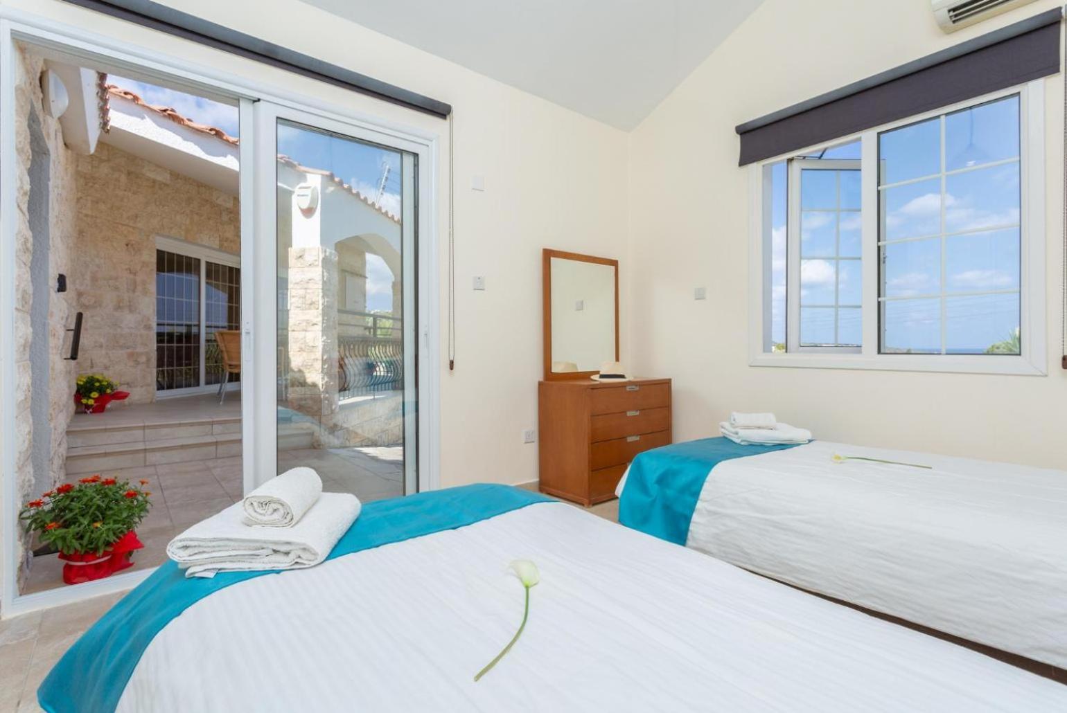 Villa Thea 네오 초리오 외부 사진